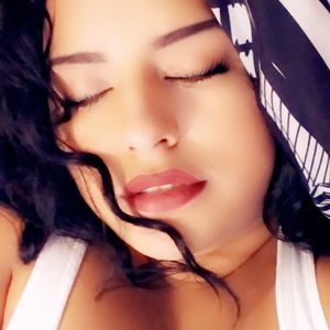 Meet your Posher, Celeste